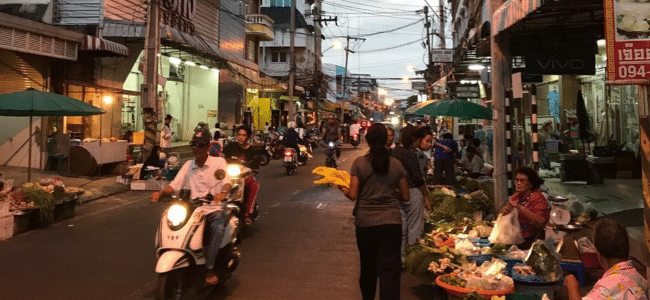 Nong Mon Market