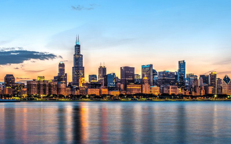 Unwinding the Most Captivating Attractions of Chicago